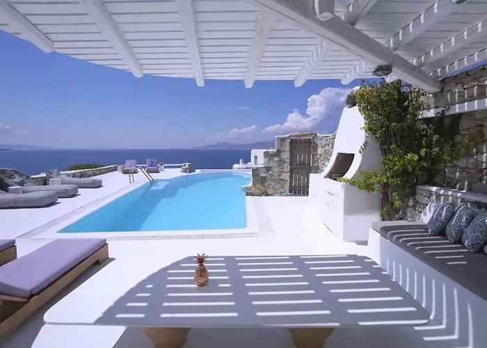 Paradisiacal Villa With Pool And Sea View In Mykonos